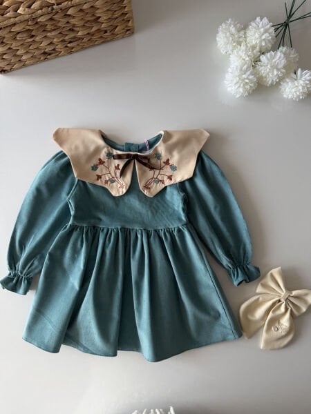 Asarkids Yakası Nakışlı Kadife Elbise - Mavi