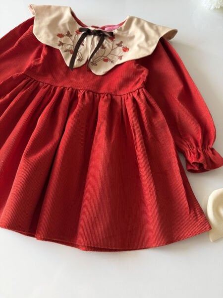 Asarkids Yakası Nakışlı Kadife Elbise - Turuncu