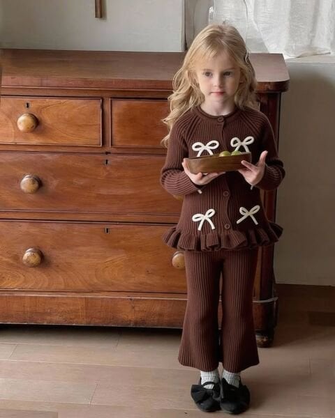 Fiyonk Aplikeli Triko Takım - Kahve