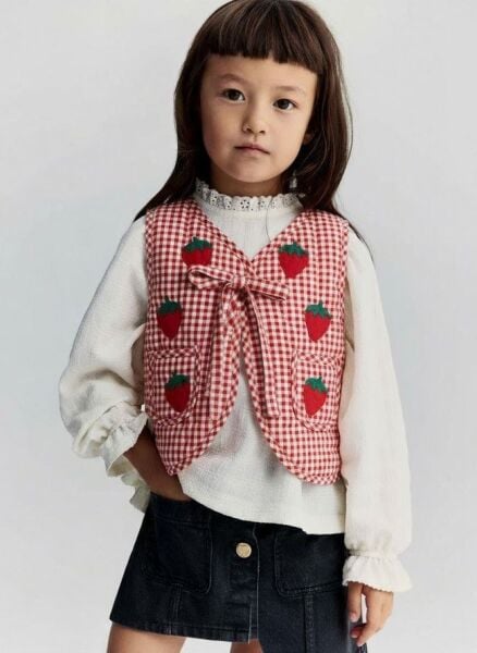 Pötikare Çilek Nakışlı Yelek - Kırmızı