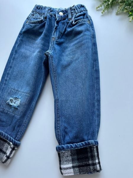 Paça Yama Detaylı Pantolon
