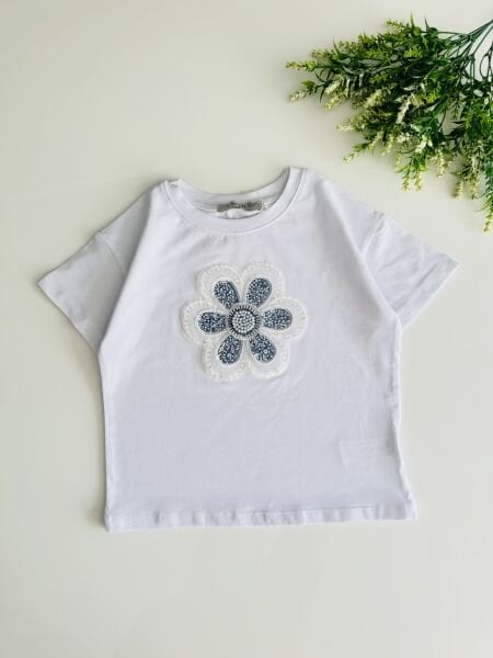 Papatya Aplikeli Boncuklu Duru Tişört