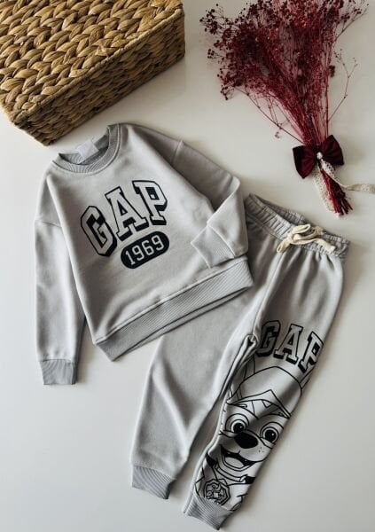 Logolu Karakterli Takım - Gri