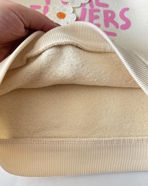 Çiçek Aplikeli Şardonlu Sweatshirt -Krem