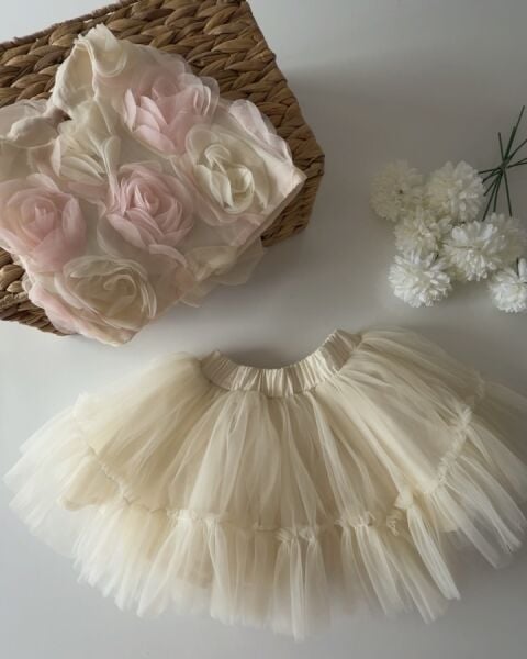 Asarkids Gül Aplikeli Sırtı Bağlamalı Tütü Etekli Takım - 2'li Takım - Krem