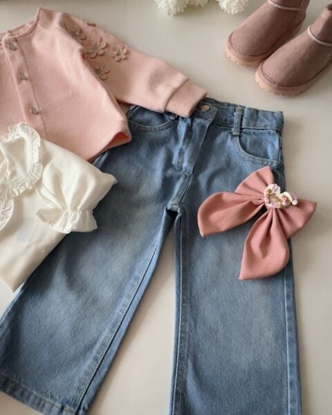 Papatya Aplikeli Denim Pantolonlu 4'lü Set - Pembe