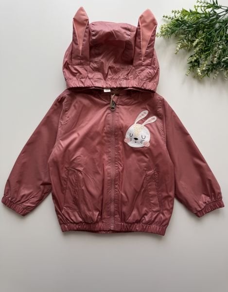 Tavşan Aplikeli Sırtı Çantalı Müge Yağmurluk - Pembe