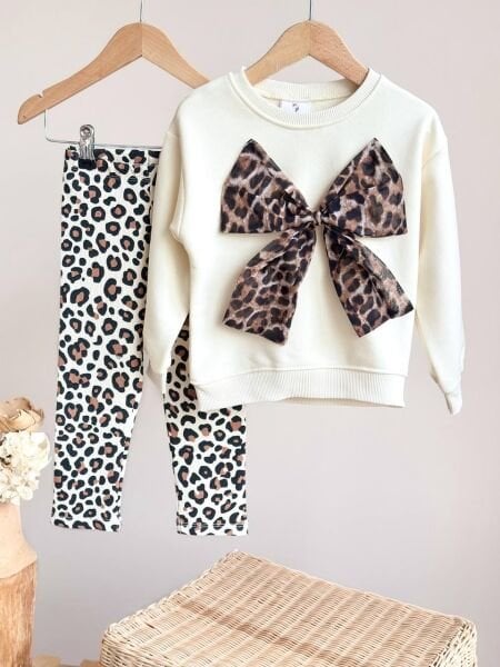 Leopar Desenli Fiyonk Aplikeli Taytlı Takım - Kahve Krem