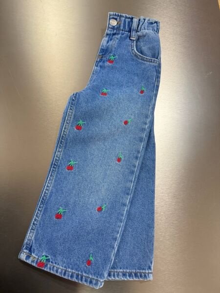 Kiraz Nakışlı Beli Hafif Büzgülü Pantolon - Mavi