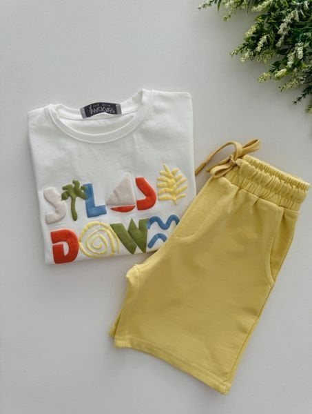 Kabartma Sloganlı Şortlu Kerem Takım - Beyaz