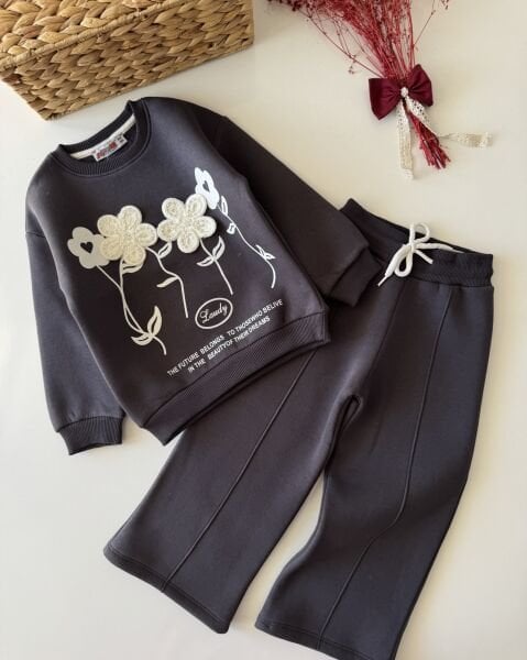 Şardonlu Çiçek Örme Bol Paça Defne Takım - Füme