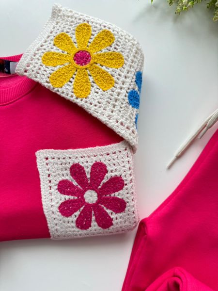 Örgü Çiçekli Motif Cep ve Kol Detaylı  Şardonlu Takım - Koyu Pembe