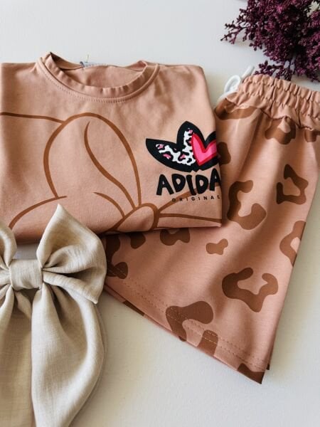 Karakterli Leoparlı Deniz Takım - Kahve