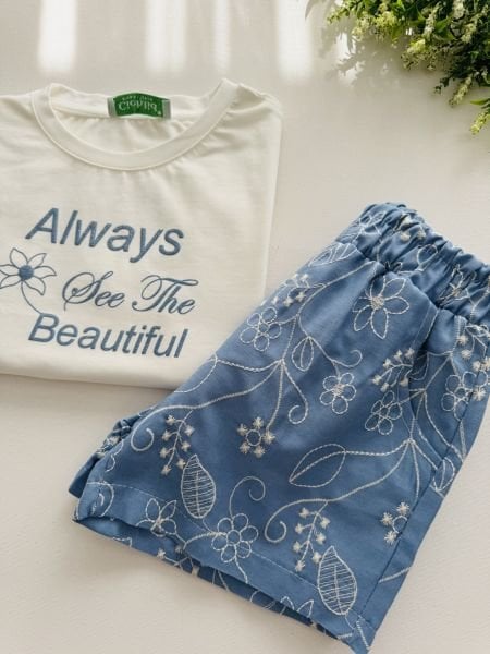 Fisto Astarlı Şortlu Zeynep Takım - Beyaz