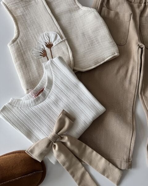 Çiçek İşlemeli Pantolon ve Yelekli 4'lü Set - Krem