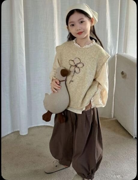 Papatya Nakışlı Bohem Tarz 4'lü Set - Krem Kahve