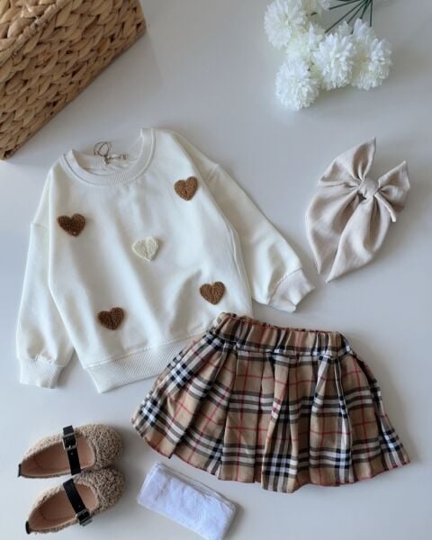 Kalp Punch Nakışlı Kareli Etekli Takım - Kahve