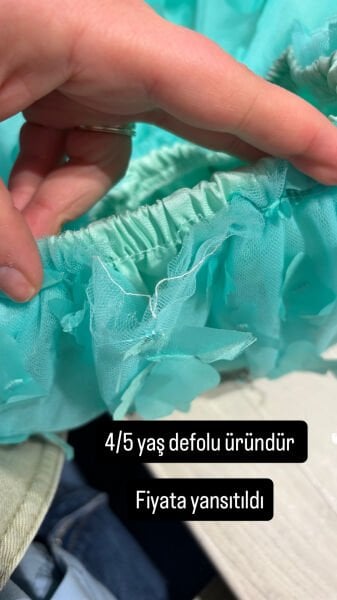 Kelebek Aplikeli Etekli Vanessa Takım - Yeşil