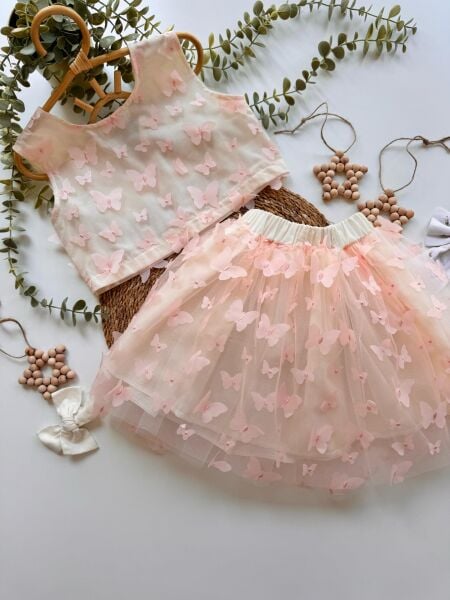 Kelebek Aplikeli Tasarım Takım “ Pembe Kanatlar “