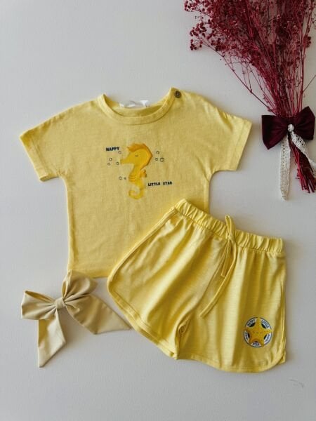 Kabartma Deniz Atı Baskılı İpek Takım - Sarı